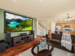 27217 104th Avenue SE, Kent WA 98030