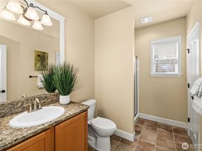 27217 104th Avenue SE, Kent WA 98030