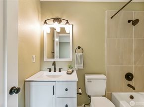 12600 NE 145th Street 52G, Kirkland WA 98034