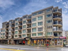 300 110th Avenue NE 314, Bellevue WA 98004