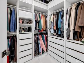 300 110th Avenue NE 314, Bellevue WA 98004