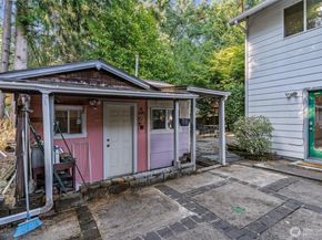 16576 NE 97th Place, Redmond WA 98052