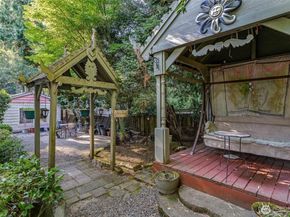 16576 NE 97th Place, Redmond WA 98052