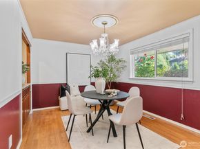 16576 NE 97th Place, Redmond WA 98052