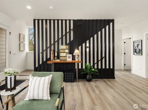 2004 NE 120th Street NE 1, Seattle WA 98125