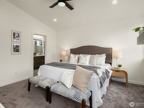 2004 NE 120th Street NE 1, Seattle WA 98125