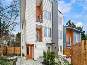 2004 NE 120th Street NE 1, Seattle WA 98125