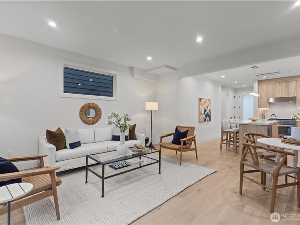 8314 28th Avenue NE, Seattle WA 98115