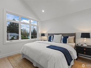 8314 28th Avenue NE, Seattle WA 98115