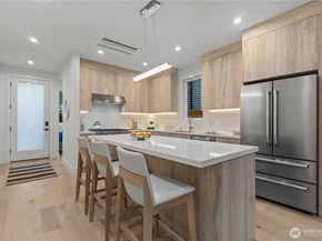 8314 28th Avenue NE, Seattle WA 98115