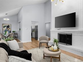 12905 126th Court NE L205, Kirkland WA 98034