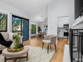 12905 126th Court NE L205, Kirkland WA 98034