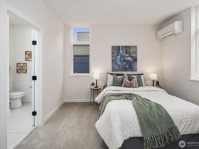 548 S Cloverdale Street B, Seattle WA 98108