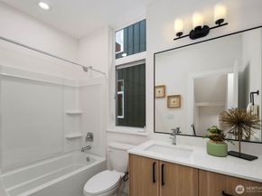 548 S Cloverdale Street B, Seattle WA 98108