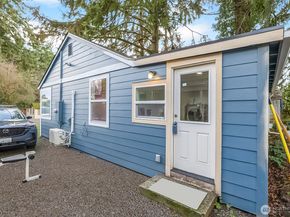 4110 W J Street, Bremerton WA 98312