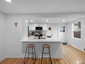 4110 W J Street, Bremerton WA 98312