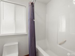 2718 S Star lake Road, Federal Way WA 98003