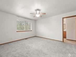 2718 S Star lake Road, Federal Way WA 98003