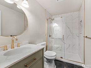 1302 Chestnut Street 2, Everett WA 98201