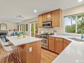 625 191st Street SW, Lynnwood WA 98036