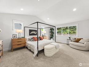 19512 81st Place NE 4, Kenmore WA 98028