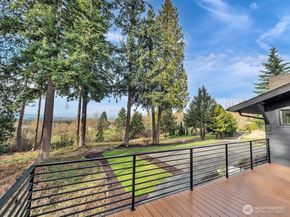 7916 S Lake Stevens Road, Lake Stevens WA 98258