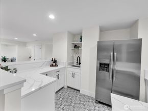 7916 S Lake Stevens Road, Lake Stevens WA 98258