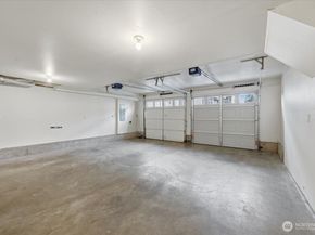 10217 SE 237th St, Kent WA 98031