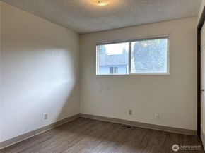 13051 37th Avenue NE, Seattle WA 98125
