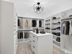 1642 205th Place NE, Sammamish WA 98074