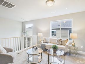 19608 82nd Place NE, Kenmore WA 98028