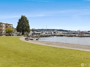 116 D 2nd Street S, Kirkland WA 98033