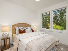 13115 NE 87th Lane, Kirkland WA 98033