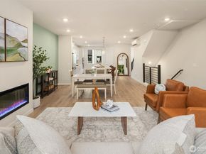 26586 NE 143rd Street NE 3C, Duvall WA 98019