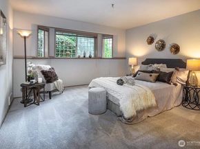 200 99th Avenue NE 16, Bellevue WA 98004