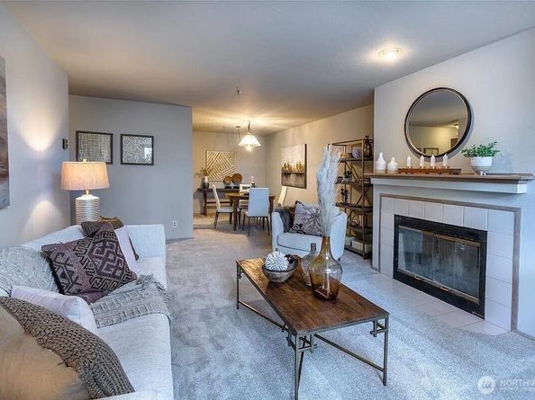 200 99th Avenue NE 16, Bellevue WA 98004