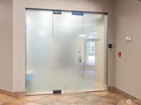 1417 Queen Anne Avenue N 313, Seattle WA 98109