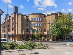 1417 Queen Anne Avenue N 313, Seattle WA 98109