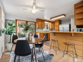 10219 15th Avenue NE, Seattle WA 98125