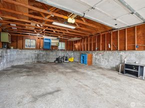 10219 15th Avenue NE, Seattle WA 98125