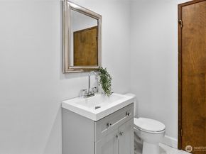 21845 NE 30th Place, Sammamish WA 98074