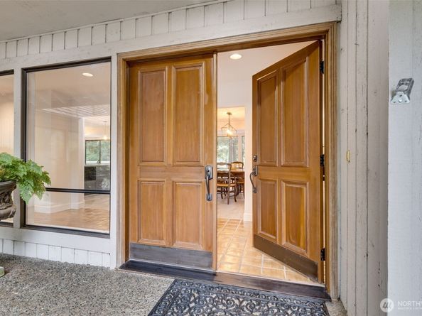 21845 NE 30th Place, Sammamish WA 98074