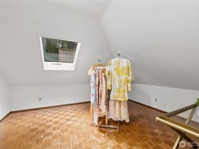 21845 NE 30th Place, Sammamish WA 98074