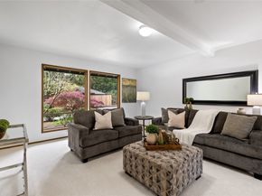 21845 NE 30th Place, Sammamish WA 98074