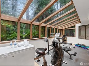 21845 NE 30th Place, Sammamish WA 98074