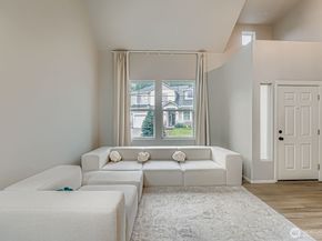 4109 S 220th Place 18, Kent WA 98032