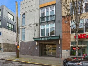17 W Mercer Street 218, Seattle WA 98119