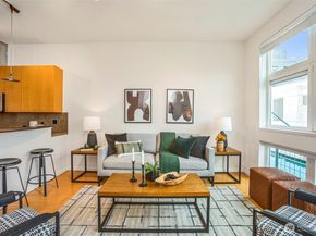 17 W Mercer Street 218, Seattle WA 98119