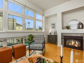 17 W Mercer Street 218, Seattle WA 98119