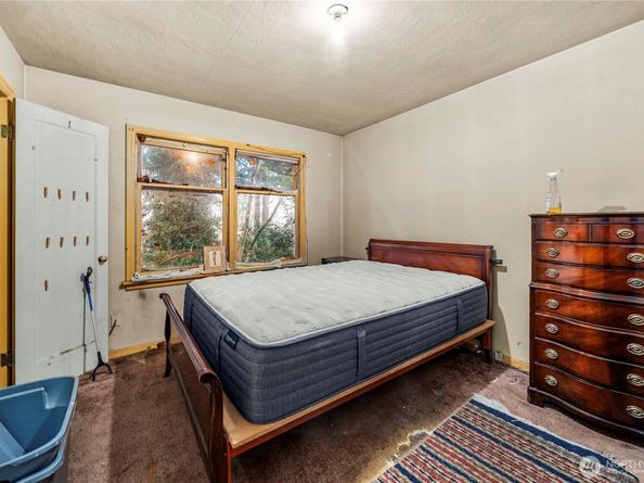 2608 Stevens Drive, Bremerton WA 98312